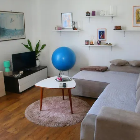 Cosy - 10 Minutes Walk To Sea Apartment Zadar